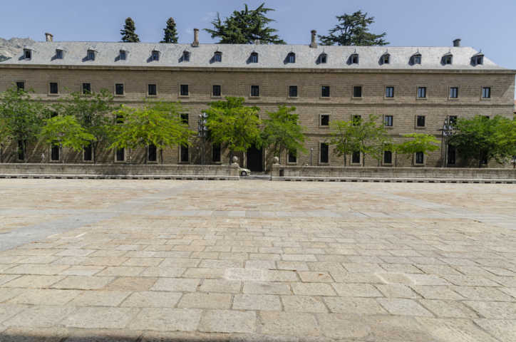 87 - Comunidad de Madrid - San Lorenzo del Escorial - Primera Casa de Oficios